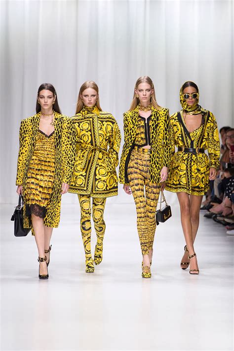 versace collectino|www.versace.com online.